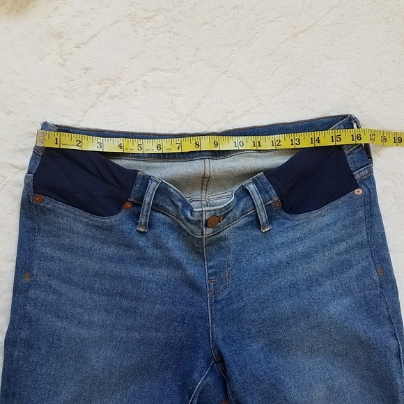 Madewell Maternity Side-Panel Skinny Jeans in Cordova Wash - Picture 5 of 12